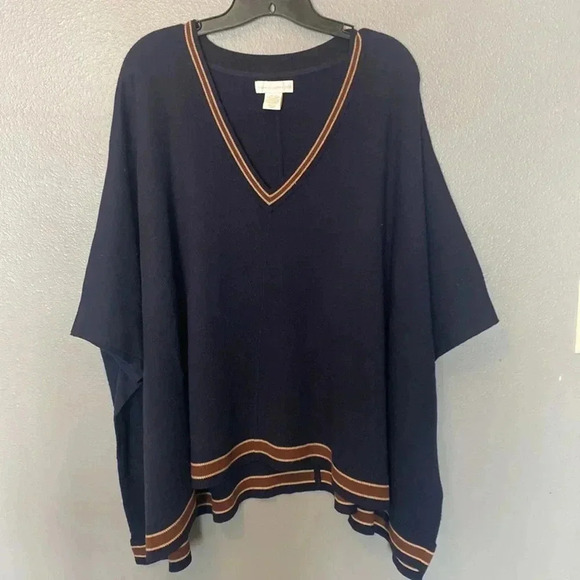 House of Harlow 1960 Poncho - Picture 2 of 5